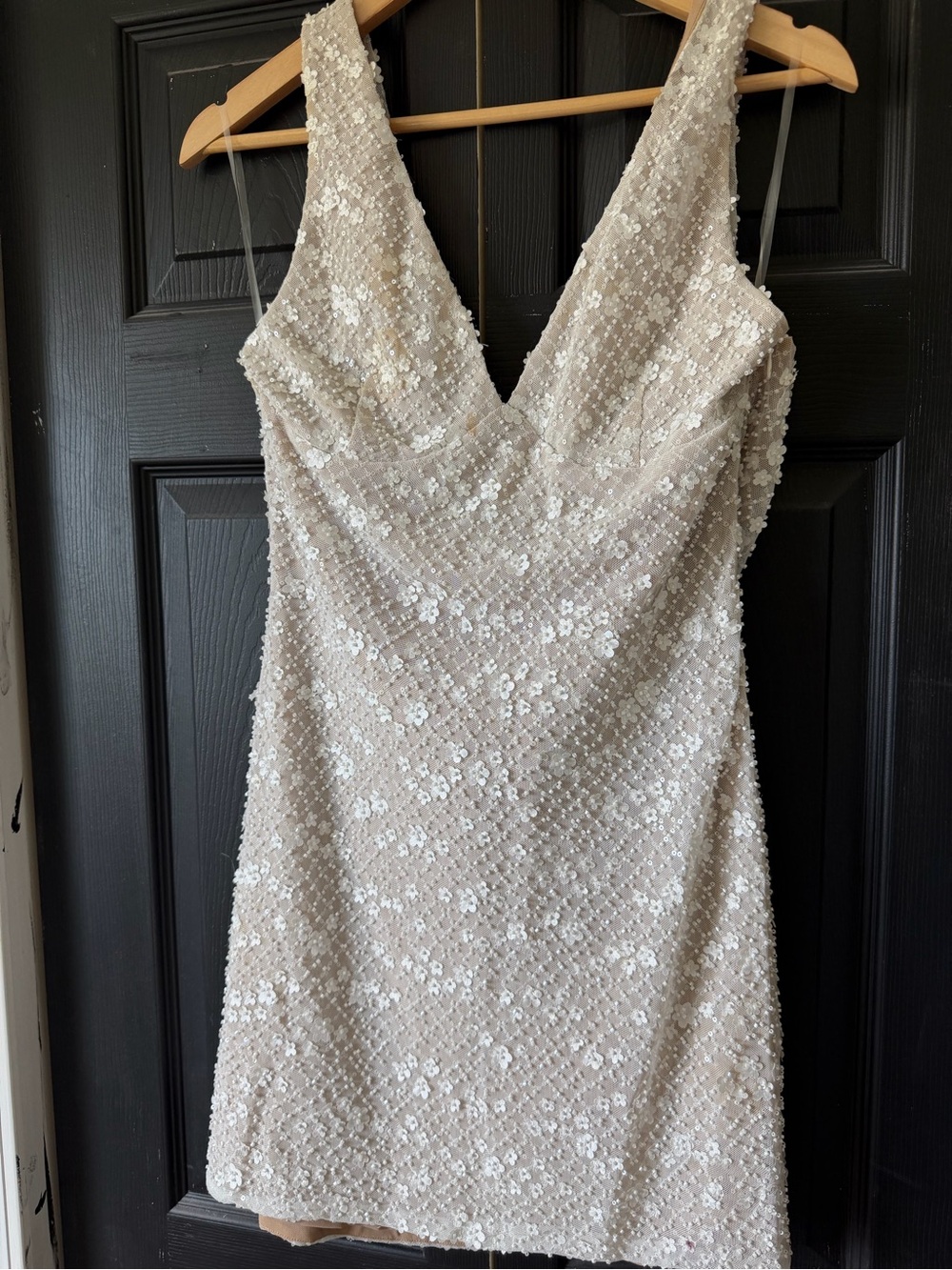 MESHKI louanne daisy beaded mini dress
Size XL